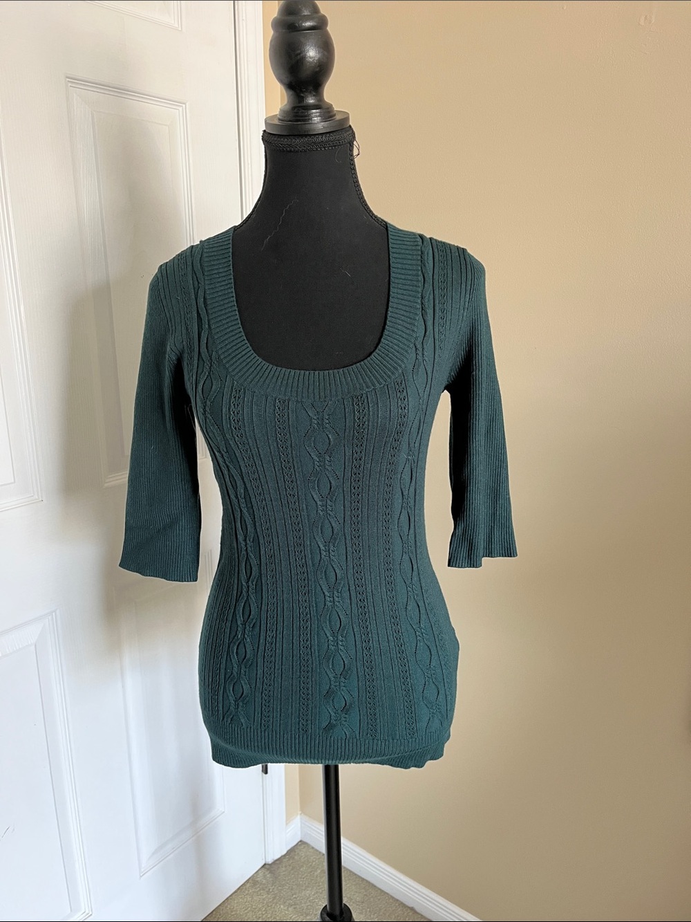 Ricki's Evergreen Cable Knit Scoop Neck Sweater